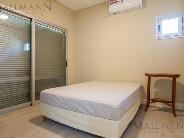 place photo 50