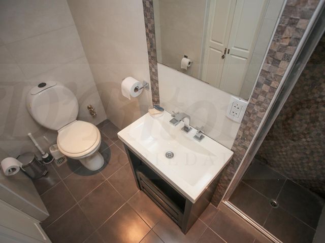 place photo 49