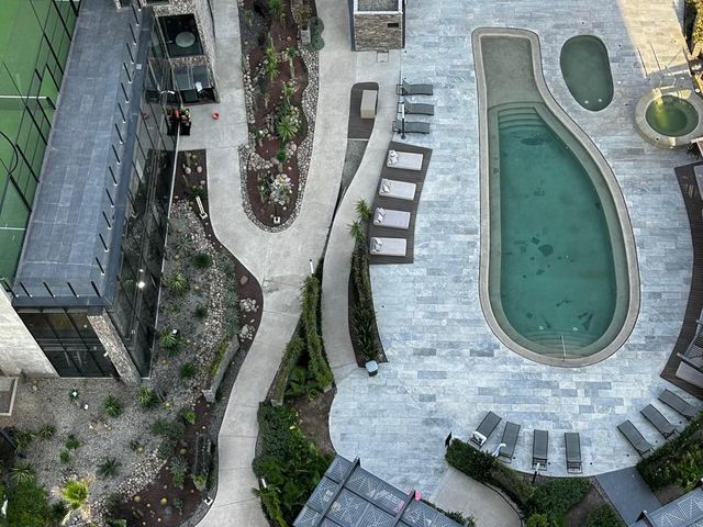 place photo 39