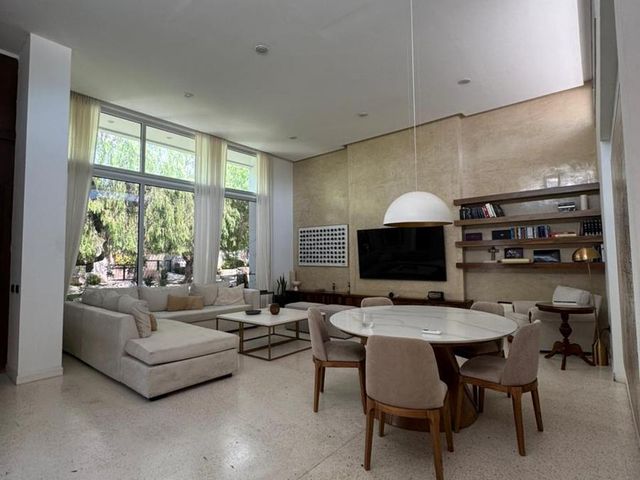 place photo 43
