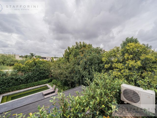 place photo 68