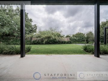 place photo 49