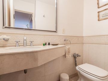 place photo 48