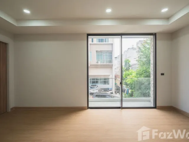 place photo 43