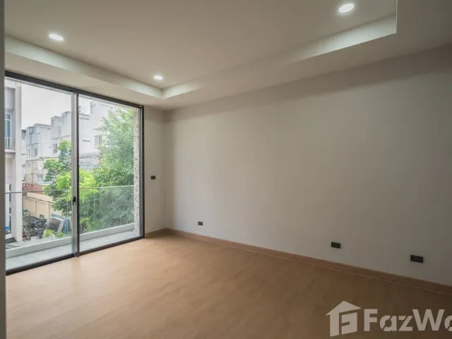place photo 45