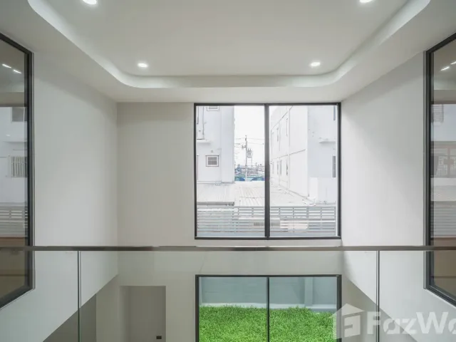 place photo 39