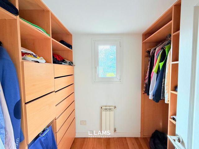 place photo 53