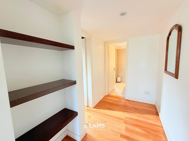 place photo 52