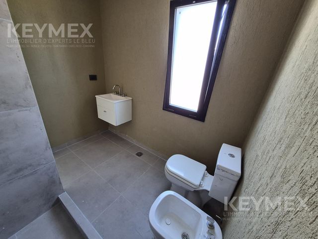 place photo 44