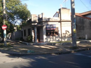 CASA EN VENTA EN ADROGUE 3 AMBIENTES EXCELENTE UBICACIÓN