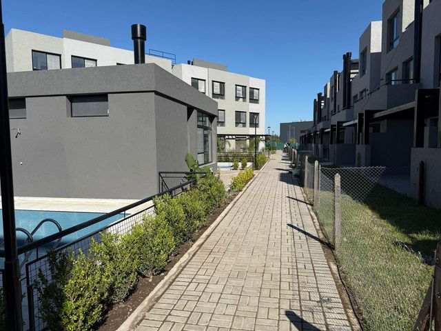 place photo 54