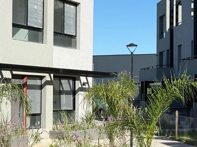 place photo 46