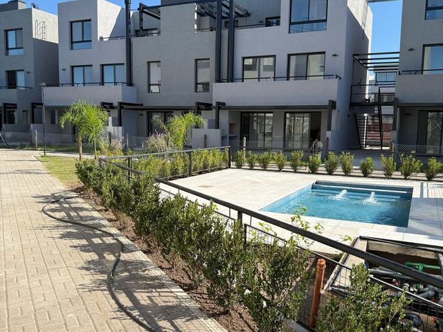 place photo 49