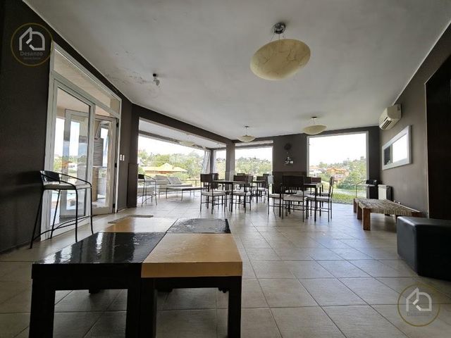 place photo 49