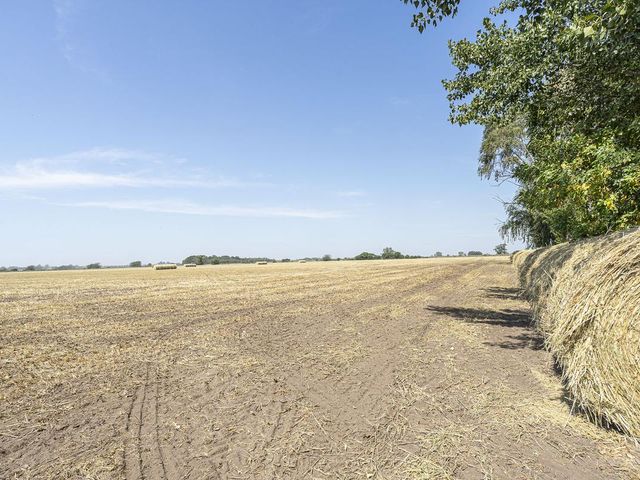 place photo 71