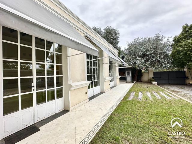 place photo 67