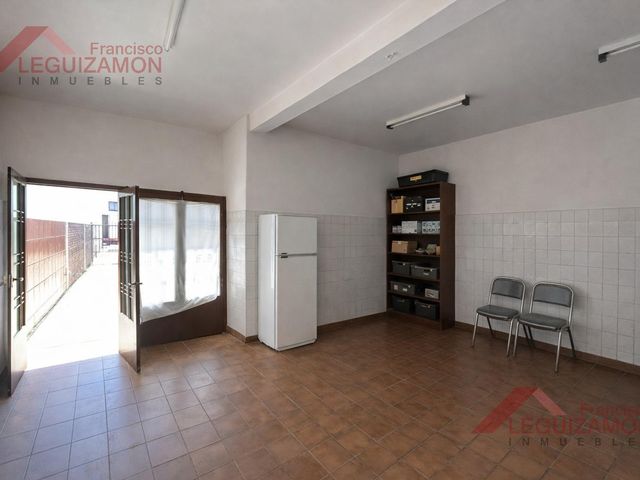 place photo 24