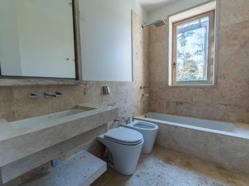 place photo 66
