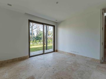 place photo 72