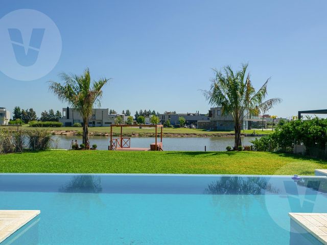 place photo 69