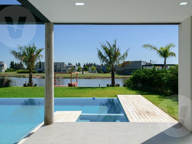place photo 60