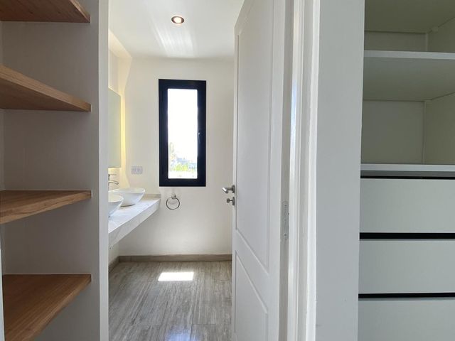 place photo 54