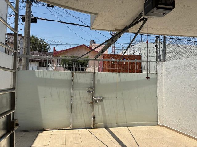 place photo 33