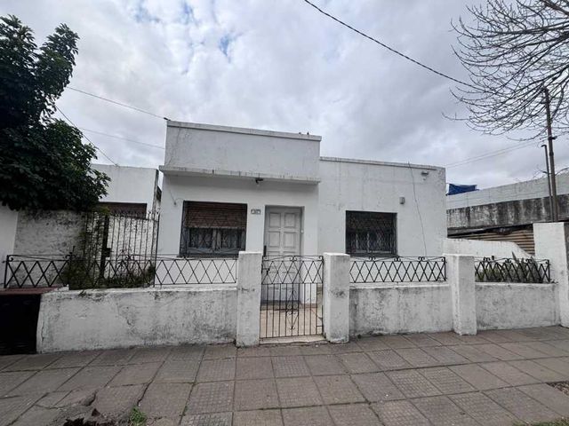 Casa en venta en Merlo Norte