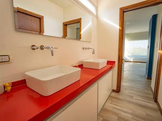 place photo 44