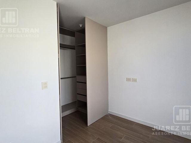 place photo 58