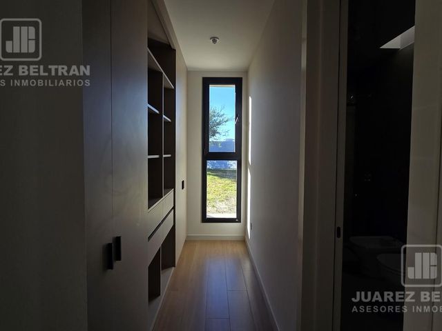 place photo 70