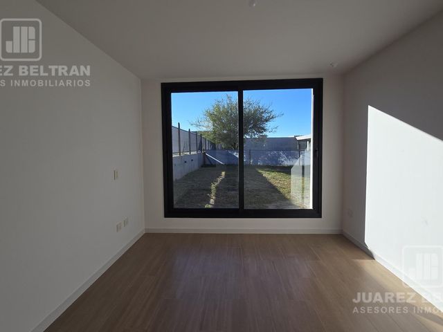 place photo 73