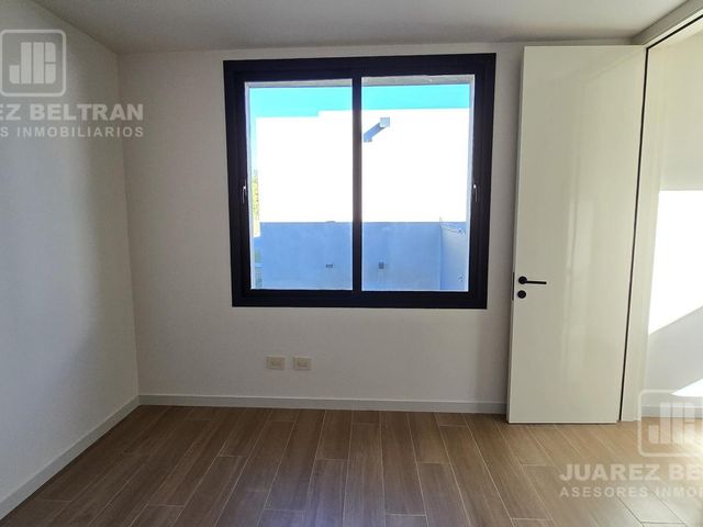 place photo 60