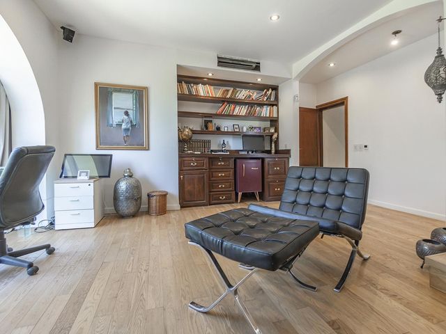 place photo 52