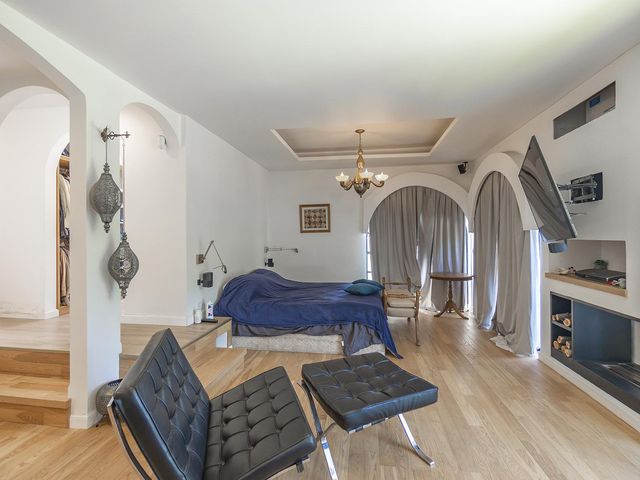 place photo 48