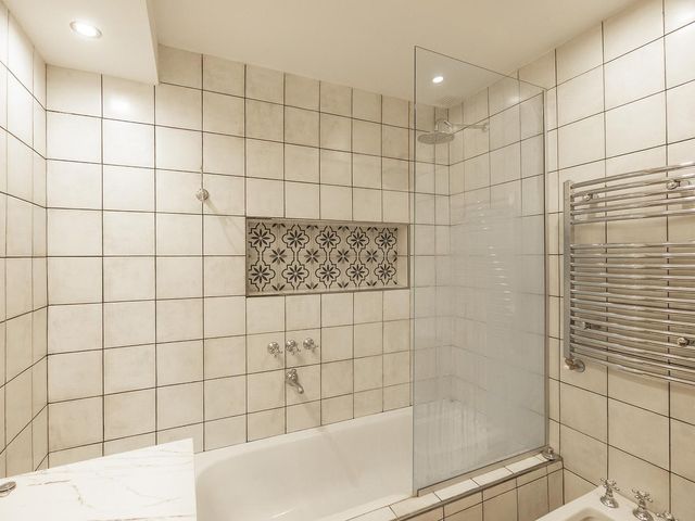 place photo 39
