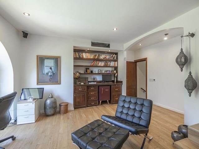 place photo 49