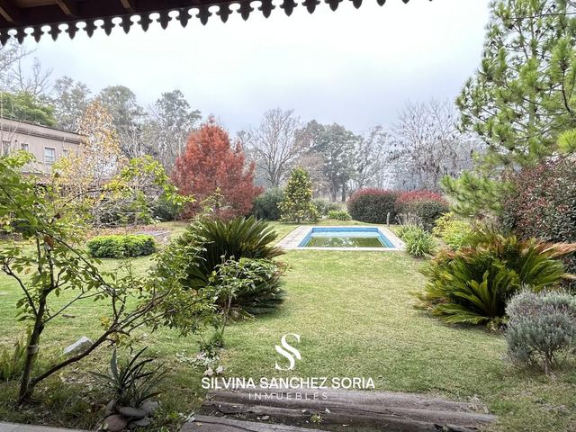 place photo 52