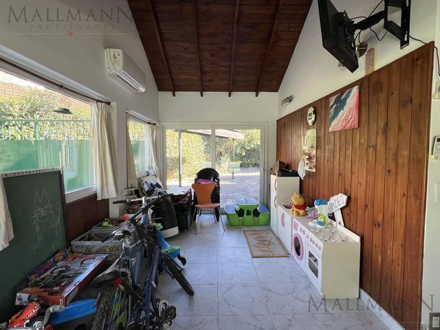 place photo 48