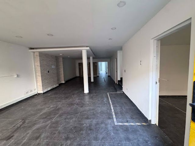 place photo 23