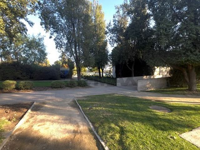 place photo 32