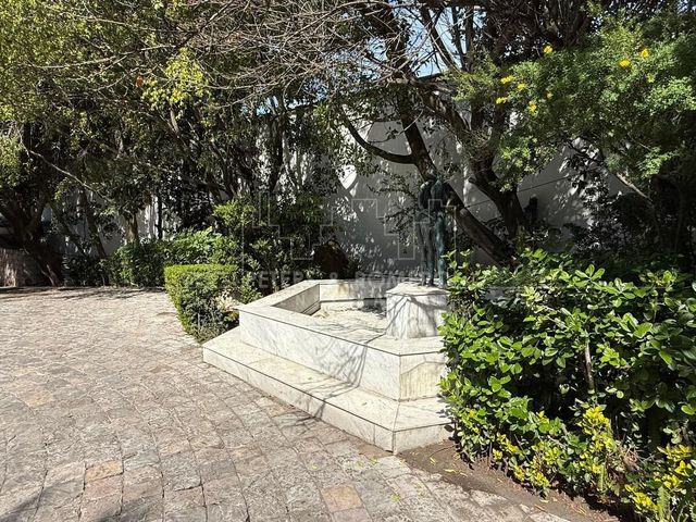 place photo 32