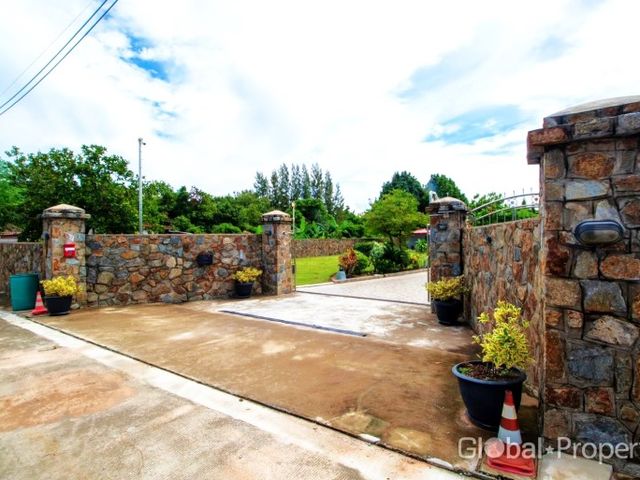 place photo 40