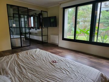 place photo 53