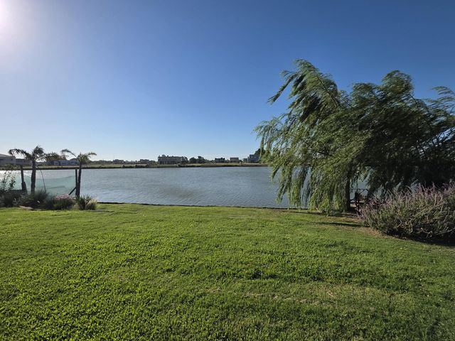 place photo 64