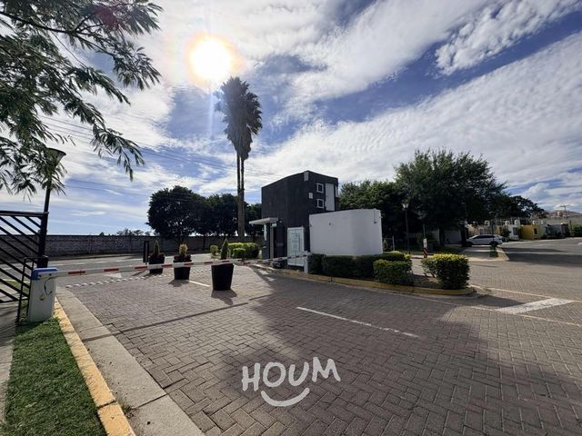 place photo 38