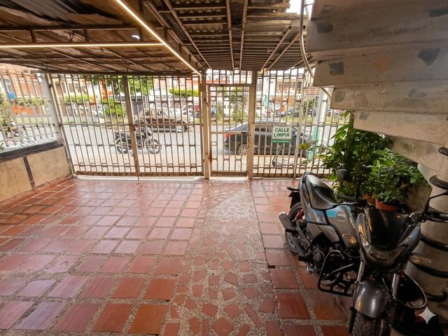 place photo 23