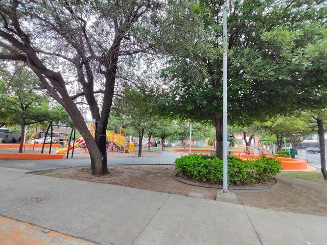 place photo 13