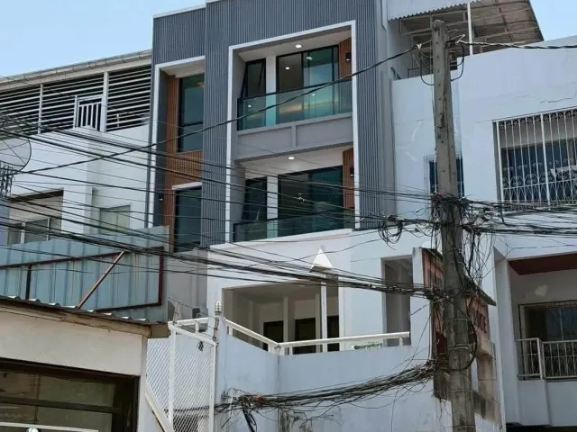 place photo 68