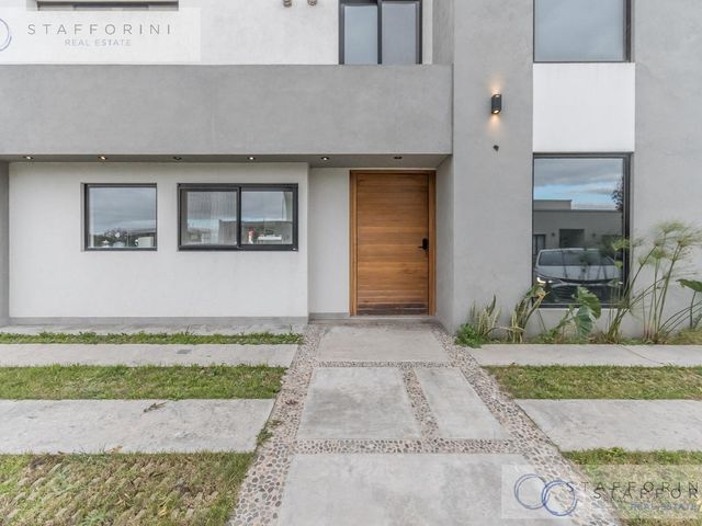 place photo 76